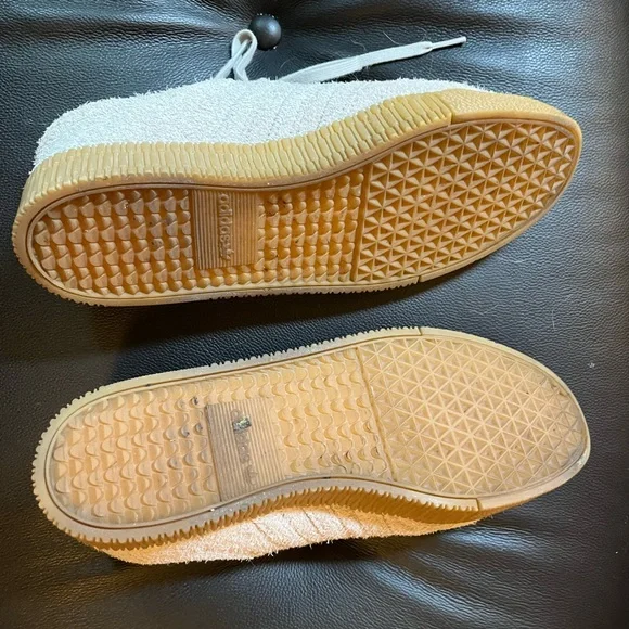 adidas Light Gray Sambas Sneakers Size 10 - Picture 4 of 11